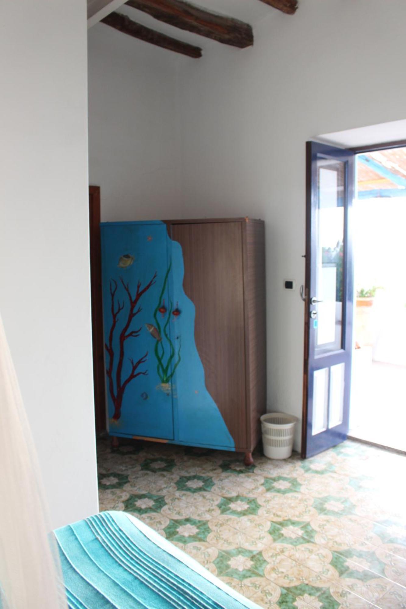 Отель Casa Mare Blu Ginostra Номер фото