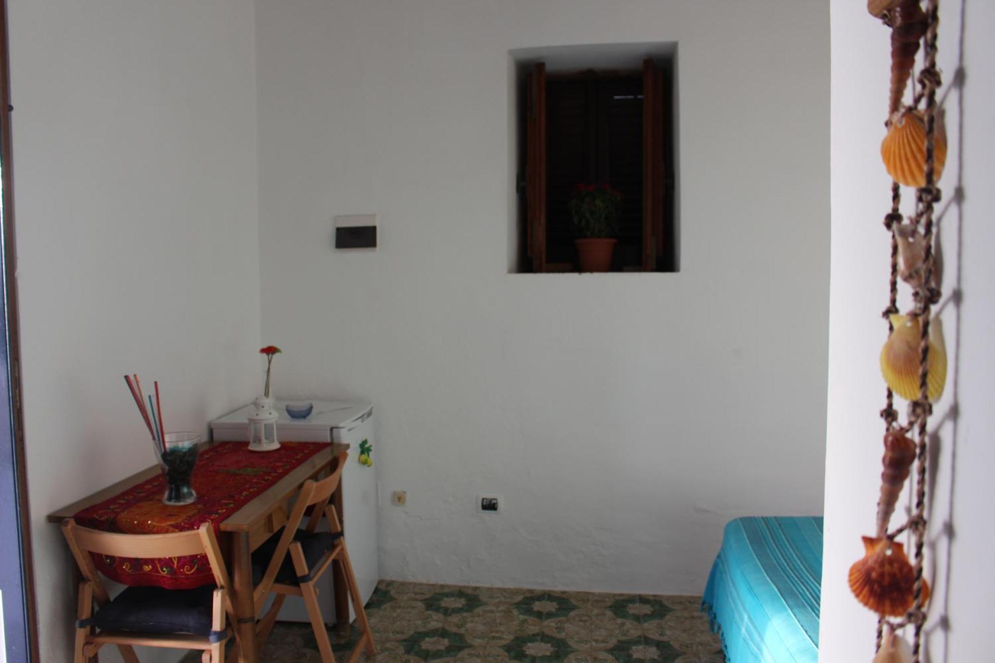 Отель Casa Mare Blu Ginostra Номер фото