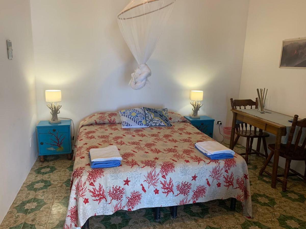 Отель Casa Mare Blu Ginostra Экстерьер фото