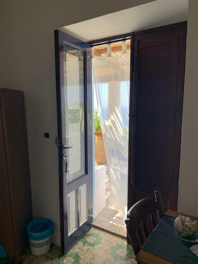 Отель Casa Mare Blu Ginostra Экстерьер фото